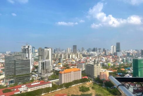 3 bedroom condo for sale in Toul Kork - TimeSquare 3 - balcony view