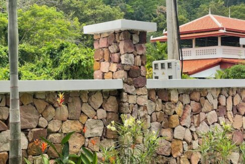 Kep Villa for sale in the Hills - Kep National Forest - fence