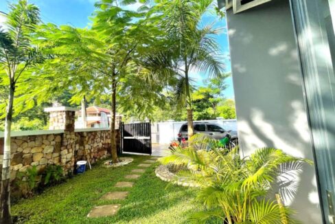 Kep Villa for sale in the Hills - Kep National Forest - space outside
