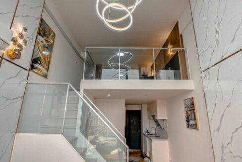 Smart loft One bedroom for sale facing South - Morgan Emaison - Stair