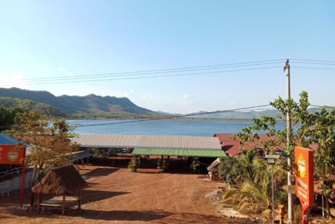 Holiday Home for Sale in Romleach Lake, Kampot! Romleach View