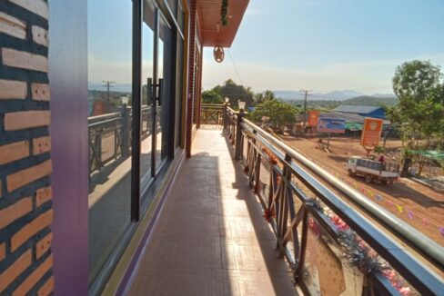 Holiday Home for Sale in Romleach Lake, Kampot! terance