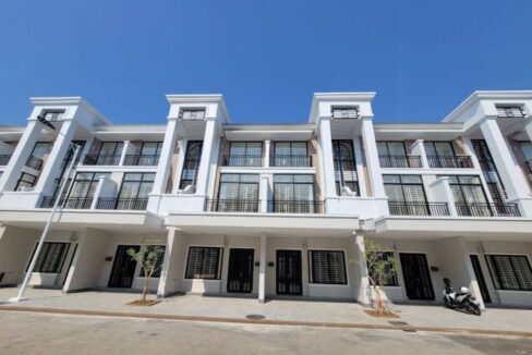 Borey Peng Huot - Shophouse for sale