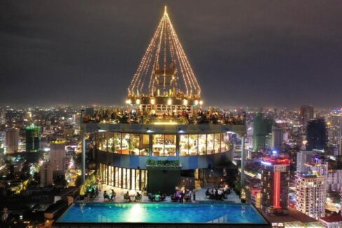 Experience Luxury Living at The Penthouse Residence - Sky Villa