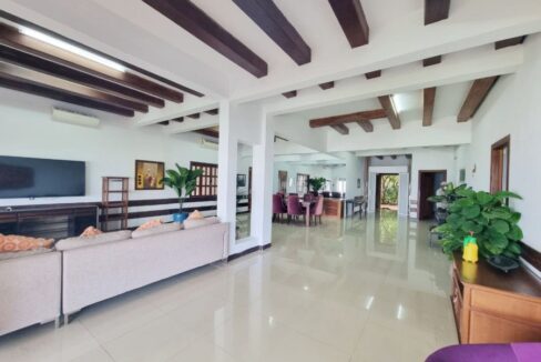 Luxury Villa & Land For Sale along Mekong River in Chroy Changvar (2)