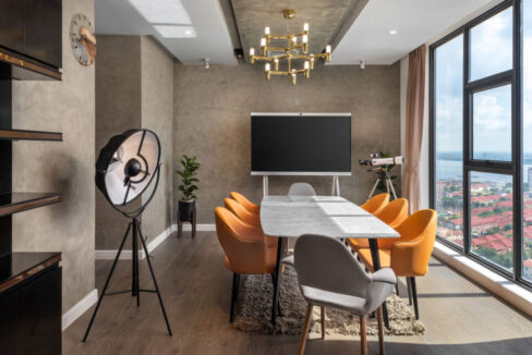 The Peninsula Private Residences Co-working-Lab