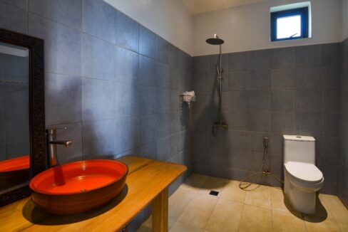 Waterfront Villa For Sale in Kampot Bath
