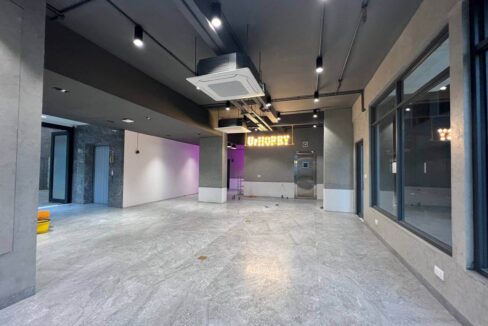 building for sale in phnom penh