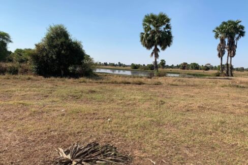 potential land for sale near new airport in Siem Reap Prasat Bakong