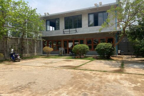 Siem Reap Boutique Hotel for Rent 21 Rooms space front