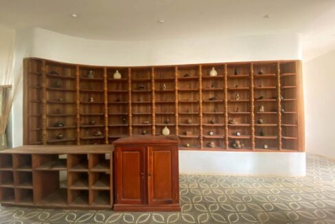 Siem Reap Commercial building for rent in Watdamnak Area Cabinet box
