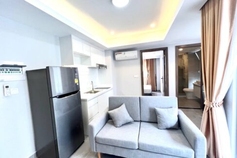 1 Bedroom Condo For Rent Boeung Trabek Phnom Penh - US450 - Sofa & Fright