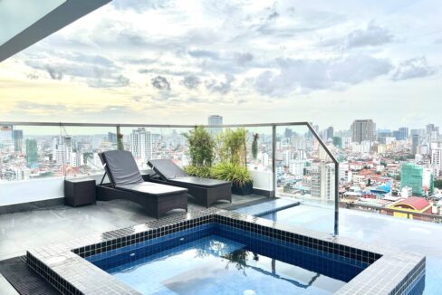 1 Bedroom Condo For Rent Boeung Trabek Phnom Penh - US450 Swimming Pool