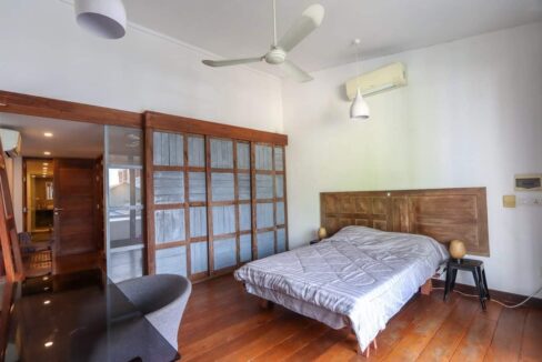 Renovated 3 Bedroom Apartment For Rent - Wat Phnom, Phnom Penh 3 Bedroom