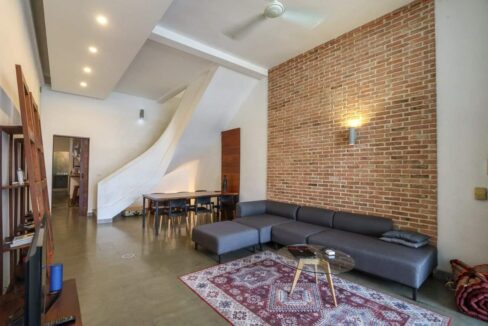 Renovated 3 Bedroom Apartment For Rent - Wat Phnom, Phnom Penh