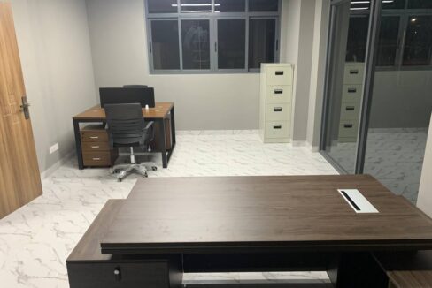 69-unit building for rent in Chroy Changvar Boss Room