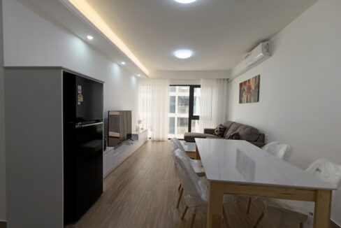 Stunning 2 Bedroom Condo for Sale or Rent in Chroy Changvar Living Room