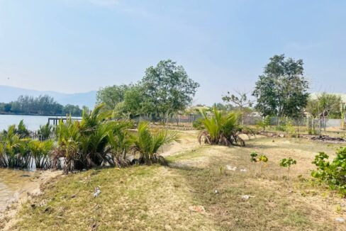 Riverside Land investment opportunity in Kampot