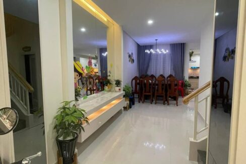 Stunning 4-Bedroom Villa for Rent – Borey Peng Huoth Boeung Snor TV