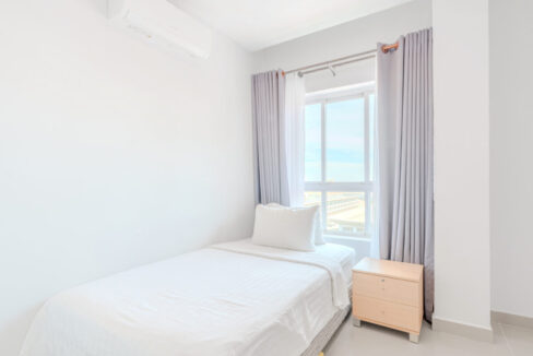 2-Bedroom Condo for Rent in Chroy Changvar Bed2
