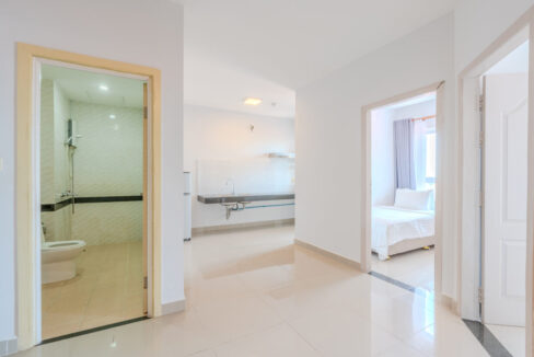 2-Bedroom Condo for Rent in Chroy Changvar Hall