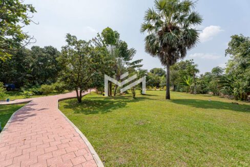 3,409 Sqm Riverfront Land for Sale in Mukh Kampul, Kandal Big Tree