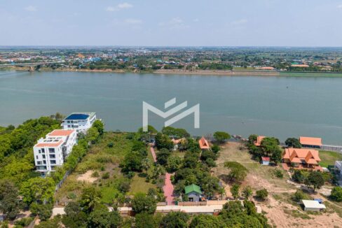 3,409 Sqm Riverfront Land for Sale in Mukh Kampul, Kandal Waterfront