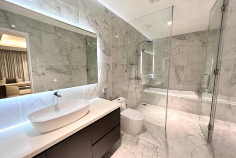 J Tower 3 – 3 Bedroom Condo for Sale 12th Floor Unit in Tonle Bassac 2nd Bathroom