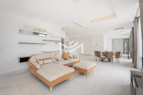The Penthouse Residence – 4 Bedroom Condo for Sale 28th Floor Corner Unit Living Area
