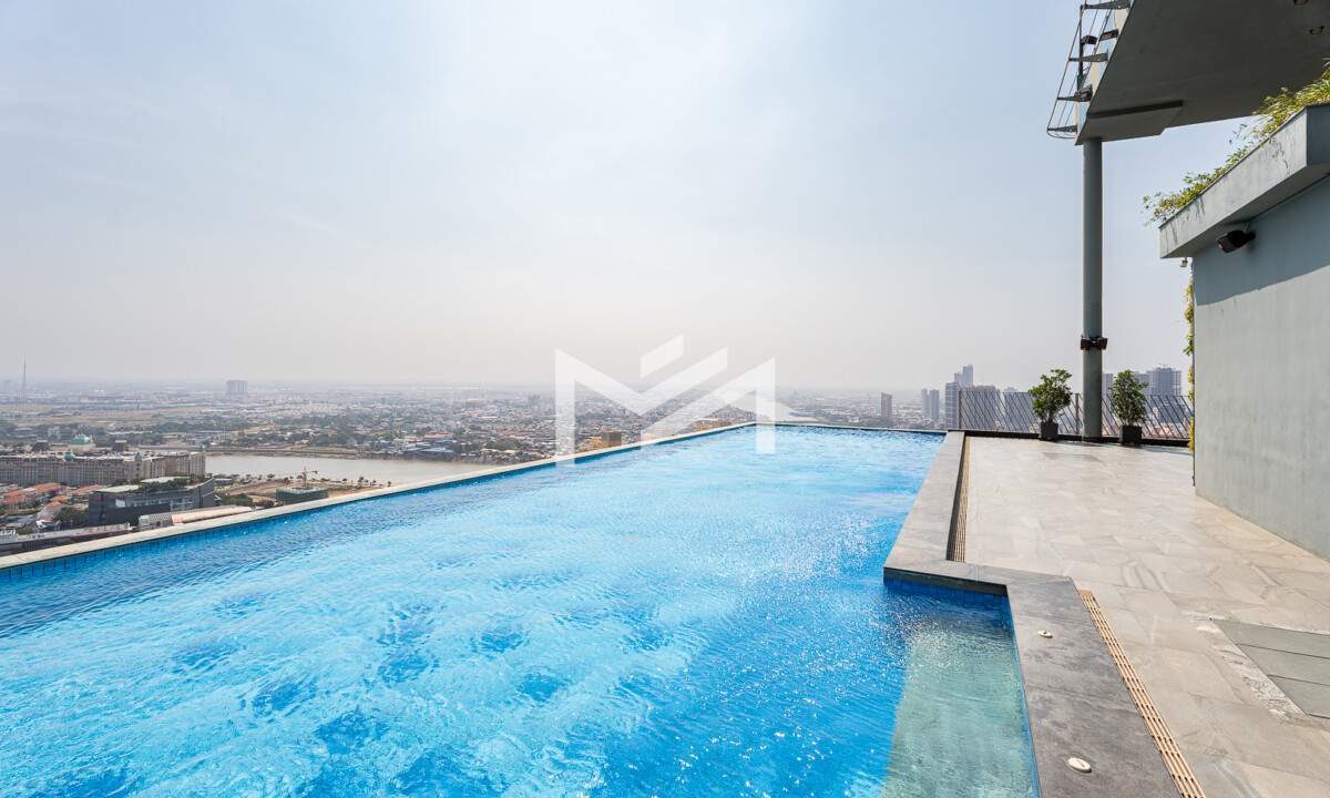 The Penthouse Residence – 4 Bedroom Condo for Sale 28th Floor Corner Unit Pool