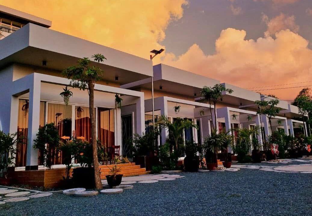 Charming 7-Bedroom Bungalow for Rent in Krong Kaeb Boutiqe