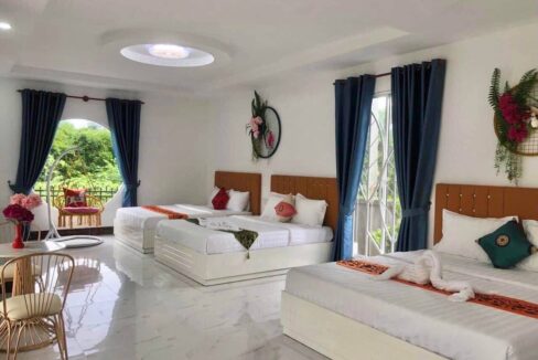 Charming 7-Bedroom Bungalow for Rent in Krong Kaeb Nice Room