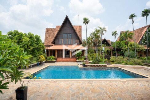 Khmer-Style 7-Bedroom Riverfront Villa for Sale in Chbar Ampov, Phnom Penh