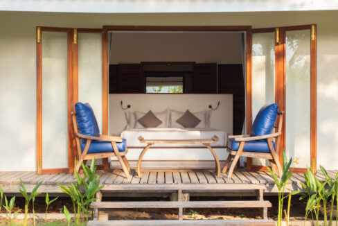 Luxury Riverside Villa in Kampot – 5 En-Suite Rooms, Infinity Pool & Garden Views Nice