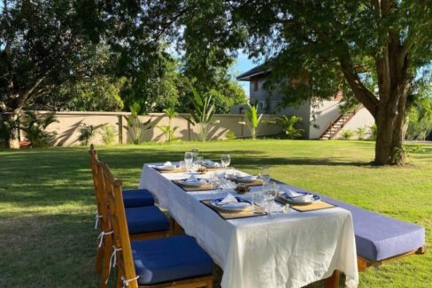 Luxury Riverside Villa in Kampot – 5 En-Suite Rooms, Infinity Pool & Garden Views Relax