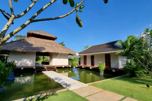 Luxury Riverside Villa in Kampot – 5 En-Suite Rooms, Infinity Pool & Garden Views Stunning View