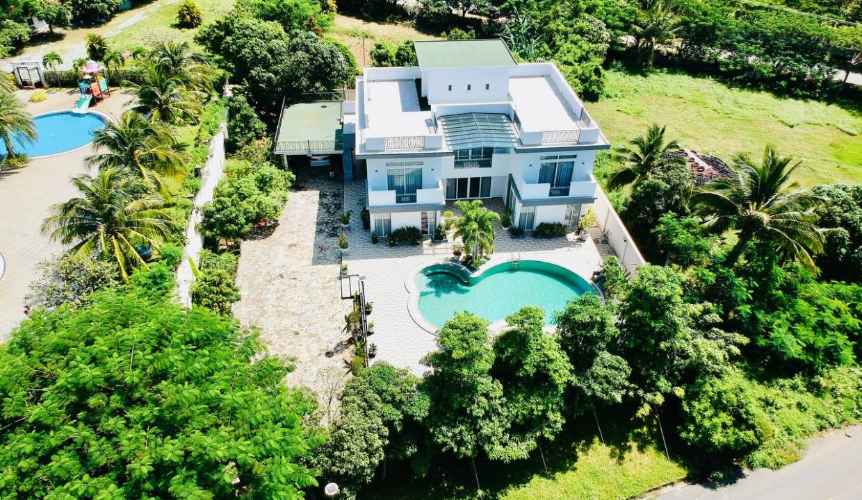 Luxury Villa for Sale in Kep with Sea View