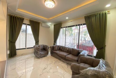 Queen Villa Type B for Sale or Rent – 6 Bedrooms, Prime Location in Phnom Penh Living Room