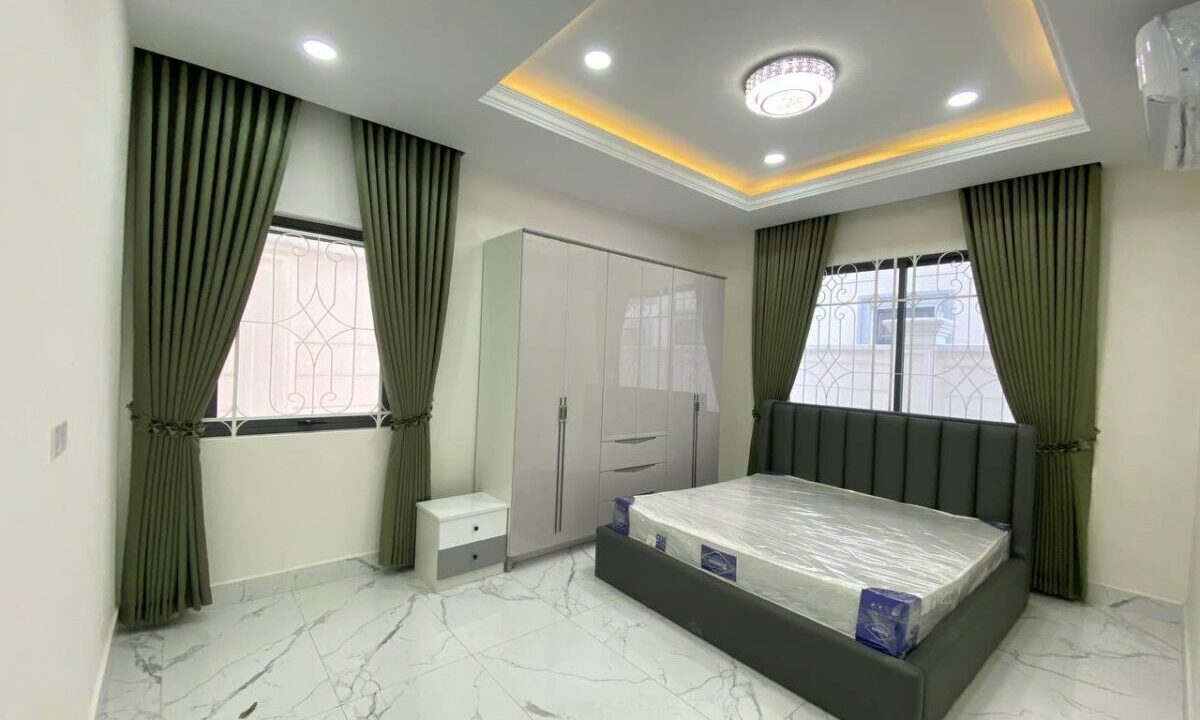 Queen Villa Type B for Sale or Rent – 6 Bedrooms, Prime Location in Phnom Penh Master Bedroom