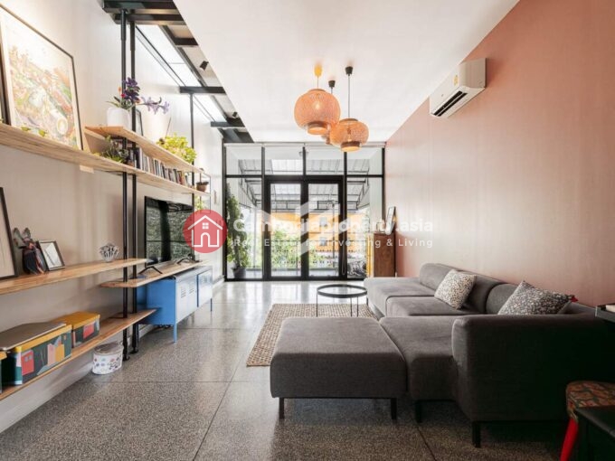 Renovated 2-Bedroom Duplex Flat for Sale in Tonle Bassac Phnom Penh