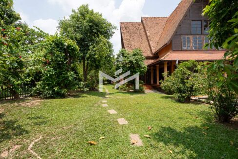 Khmer-Style 7-Bedroom Riverfront Villa for Sale in Chbar Ampov, Phnom Penh