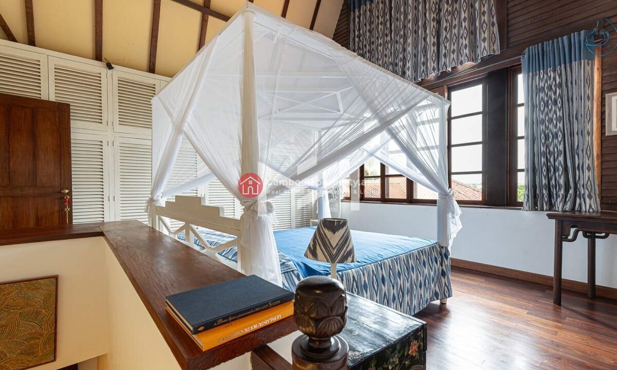 Khmer-Style 7-Bedroom Riverfront Villa for Sale in Chbar Ampov, Phnom Penh