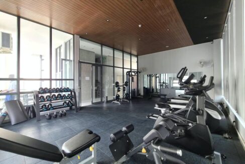 Modern 2-Bedroom Condo for Rent in Boeng Trabek – Prime Location Between Russian Market & BKK Gym Fitness