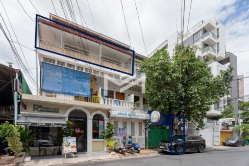 Renovated Flat & Studio for Sale in Phnom Penh Outdoor Street