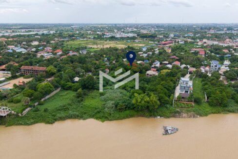 Riverfront Land for Sale 3,574 Sqm in Chbar Ampov, Phnom Penh $1.07M River