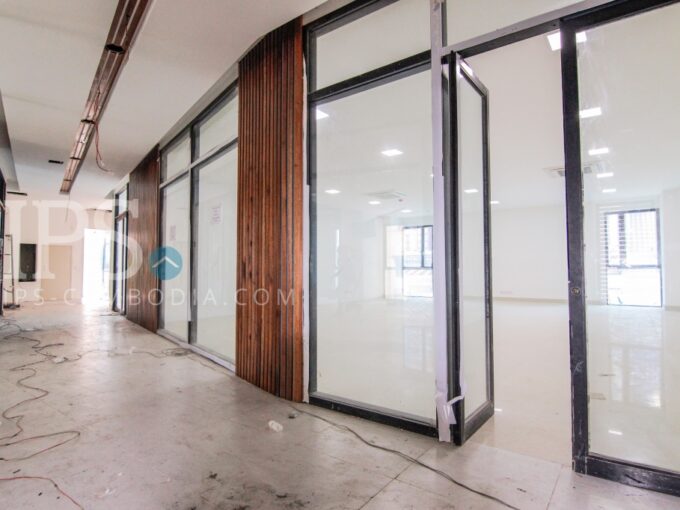600 Sqm Office Space For Rent in Daun Penh