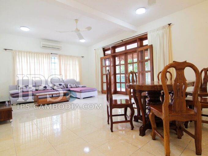 Spacious Three Bedrooms in Phnom Penh For Rent