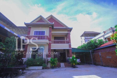 4 Bedroom Villa for Rent - Vihear Chen Village