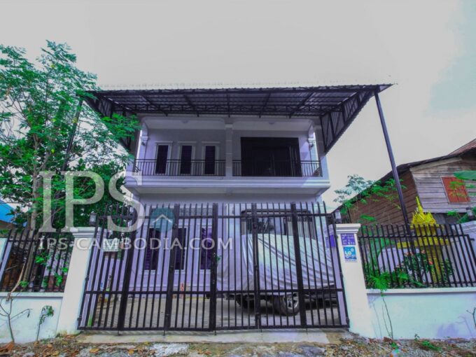 Spacious 4 Bedroom Villa For Rent -  Siem Reap