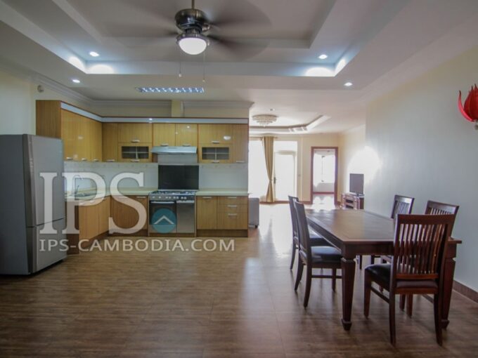 Three Bedroom Penthouse - Apartment in Daun Penh